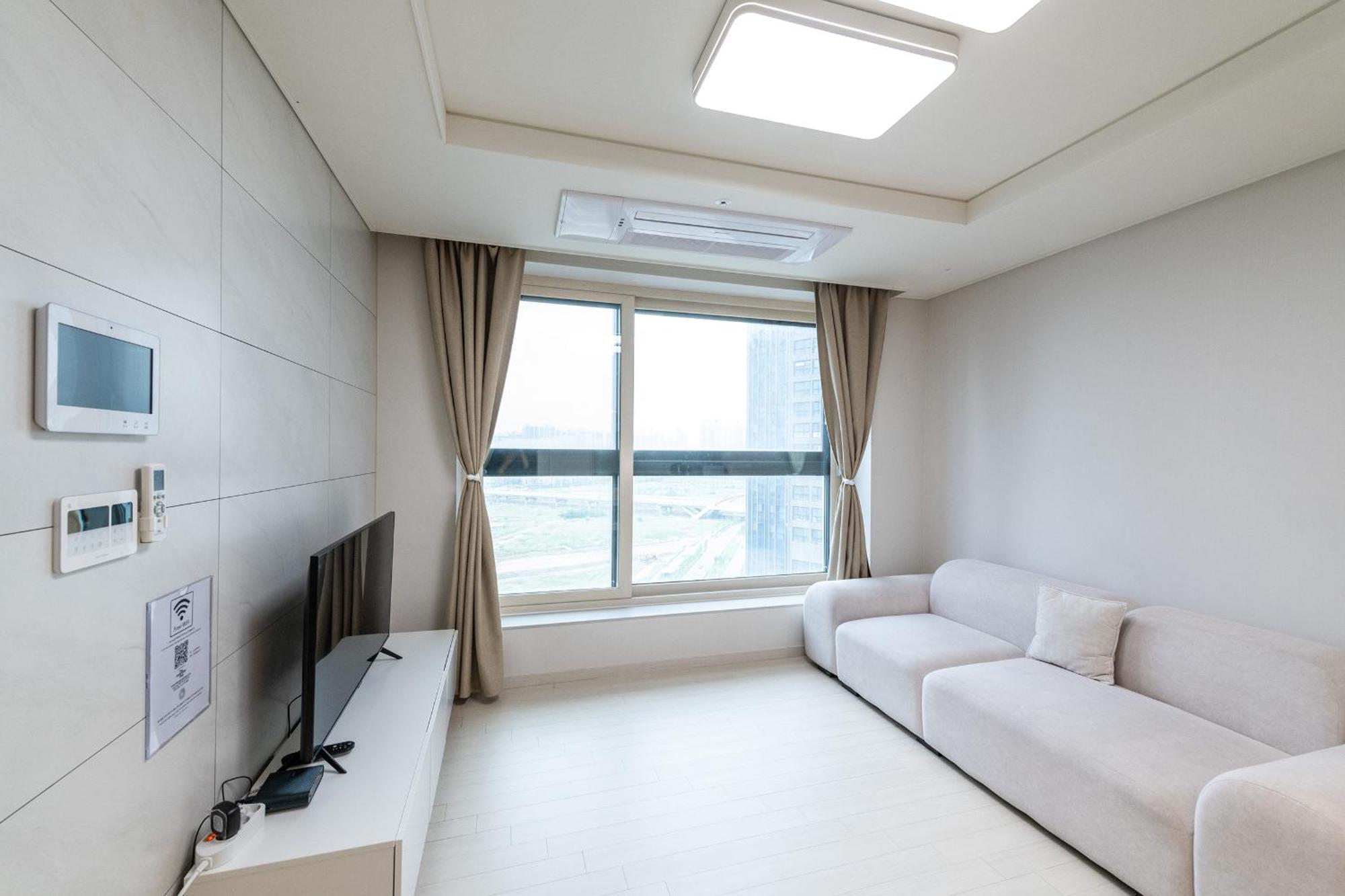 The November Stay In Landmark Incheon Exterior photo